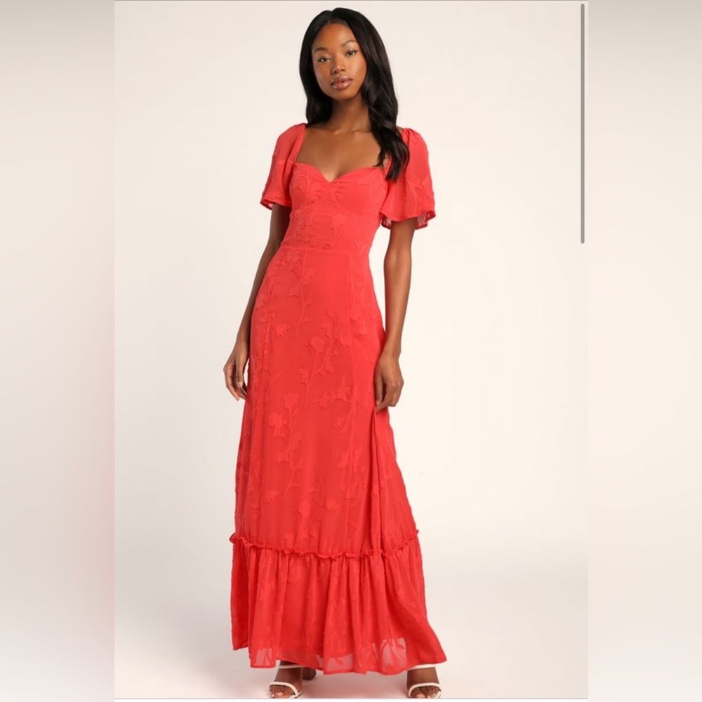 Lulu’s Coral Jacquard Lace-Up Maxi Dress